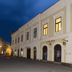 foglaljon itt